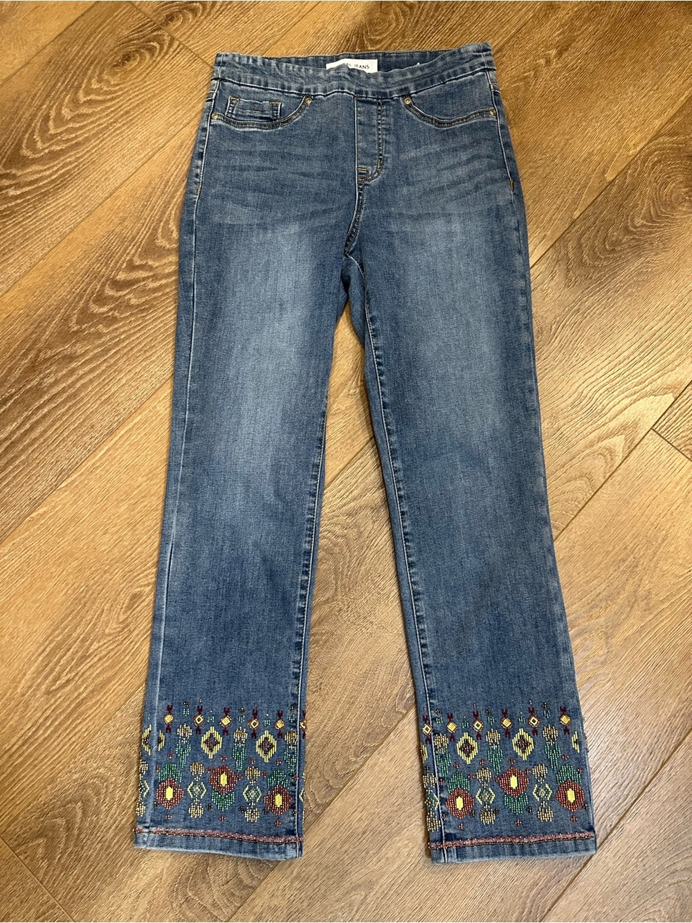 Beaded Hem Straight Leg Jeans - sz 4 | boho coastal hippie